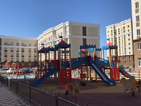 ДИО 13072 Детский игровой комплекс Сити с тремя горками (металлический скат, Н-1200 и 1500)