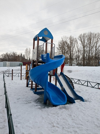 ДИО 04110 Детский игровой комплекс с винтовым скатом Н-2000 и металлическим скатом Н-1200