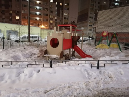 ДИФ 01291 Паровозик с рукоходом и горкой Н-750