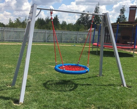 ИО 01052 Качели на металлических стойках Гнездо
