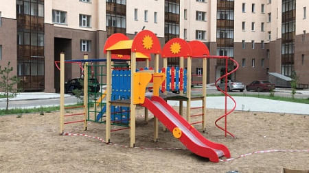 ДИО 03052 Детский игровой комплекс серии солнышко "Детский дворик 2" Н-1200 (скат металлический)