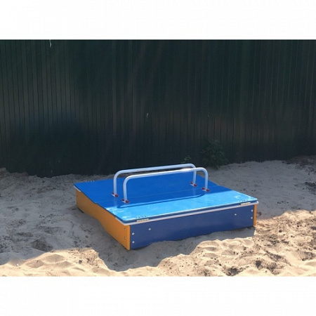 ИО 02092 Песочница с крышкой Кроха.